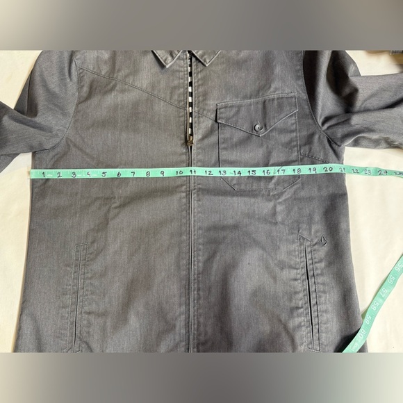 VOLCOM Men’s gray lined full zip jacket size M. - Picture 12 of 13